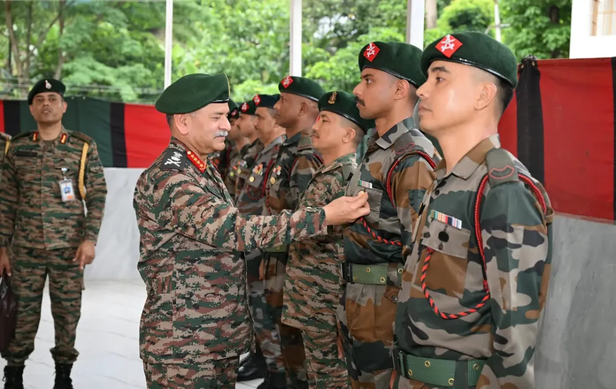 Gen Dwivedi Commending