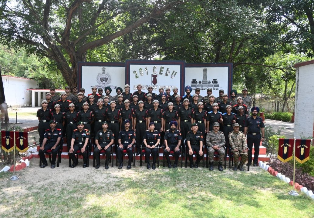 Group Photo 34