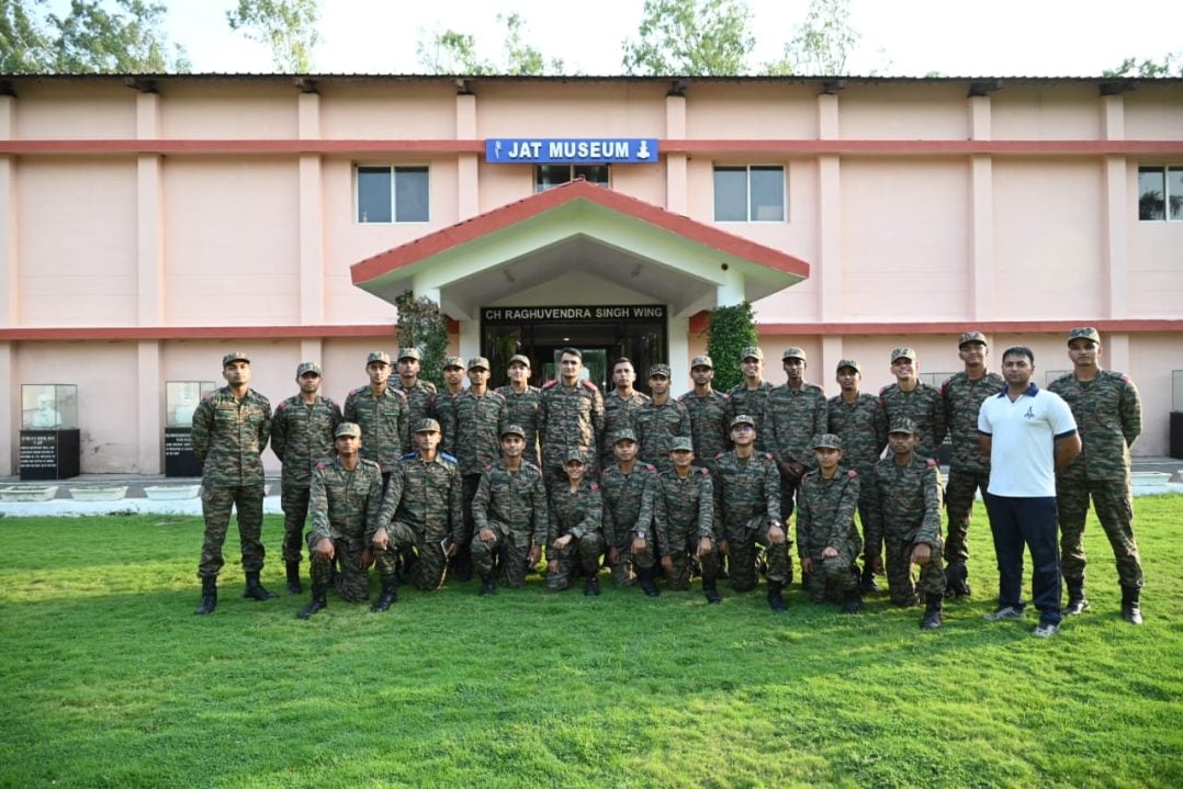 Group Photo 37
