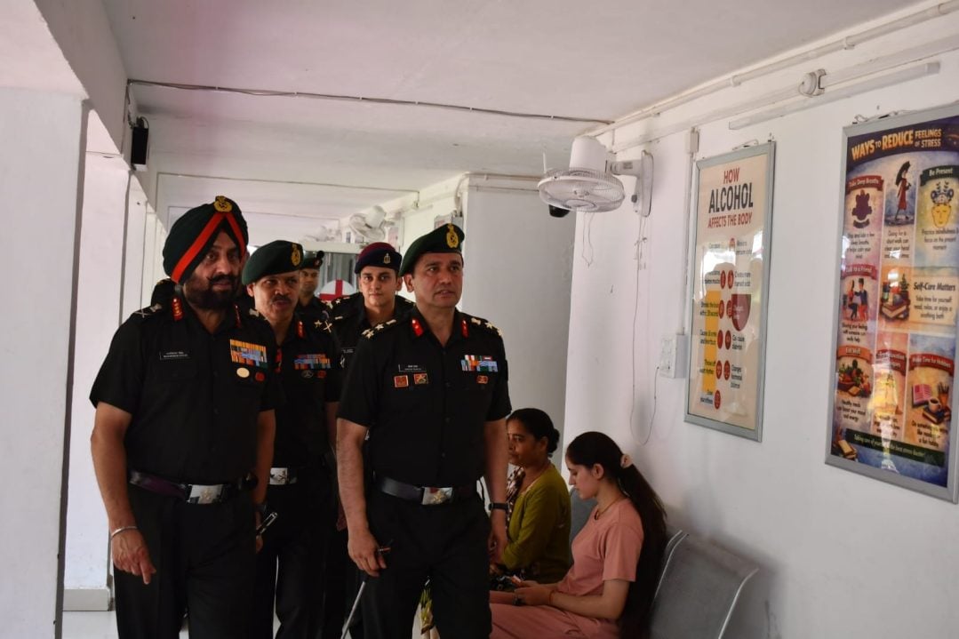 Lt Gen Manjinder Singh and Other Officers