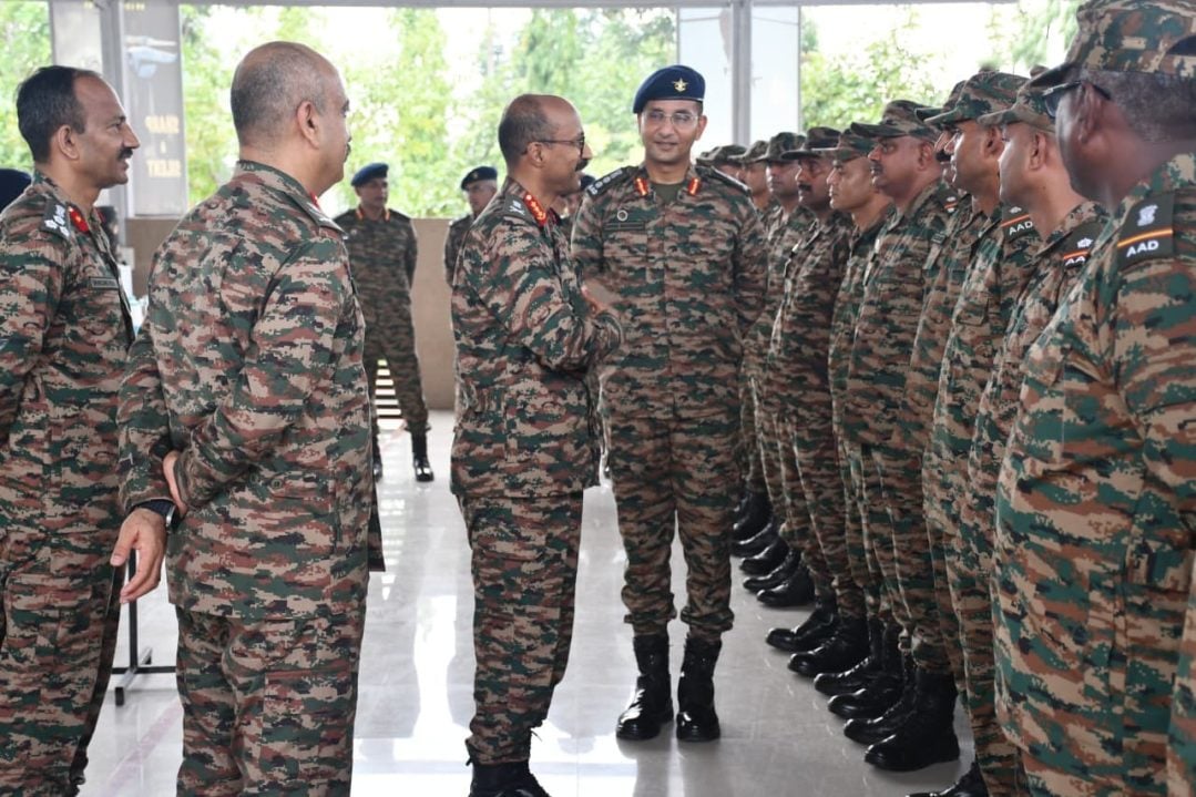 Lt Gen VMB Krishnan Interacting