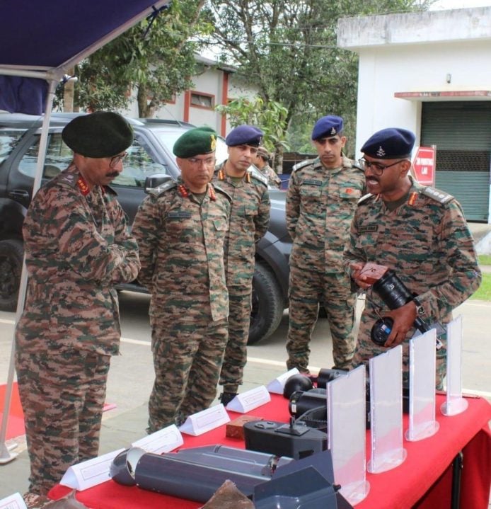 Lt Gen VMB Krishnan Reviewing 2