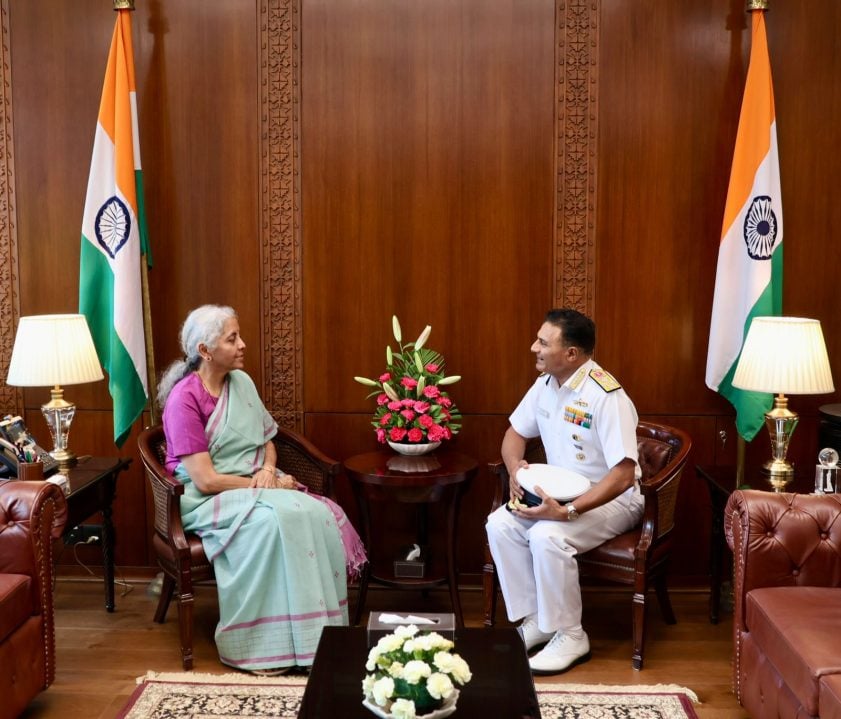 Nirmala Sitharaman and Admiral Swaminathan Discussing