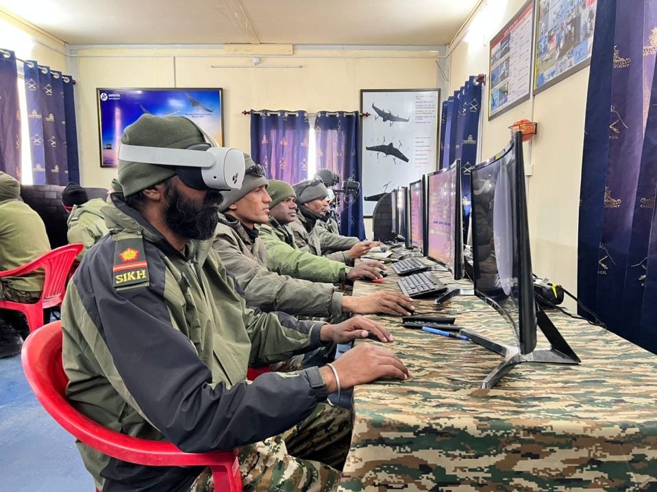 Officers Using VR