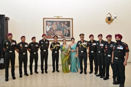maroon beret