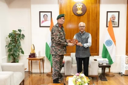 Gen Dhiraj Seth with Ajay Kumar Bhalla