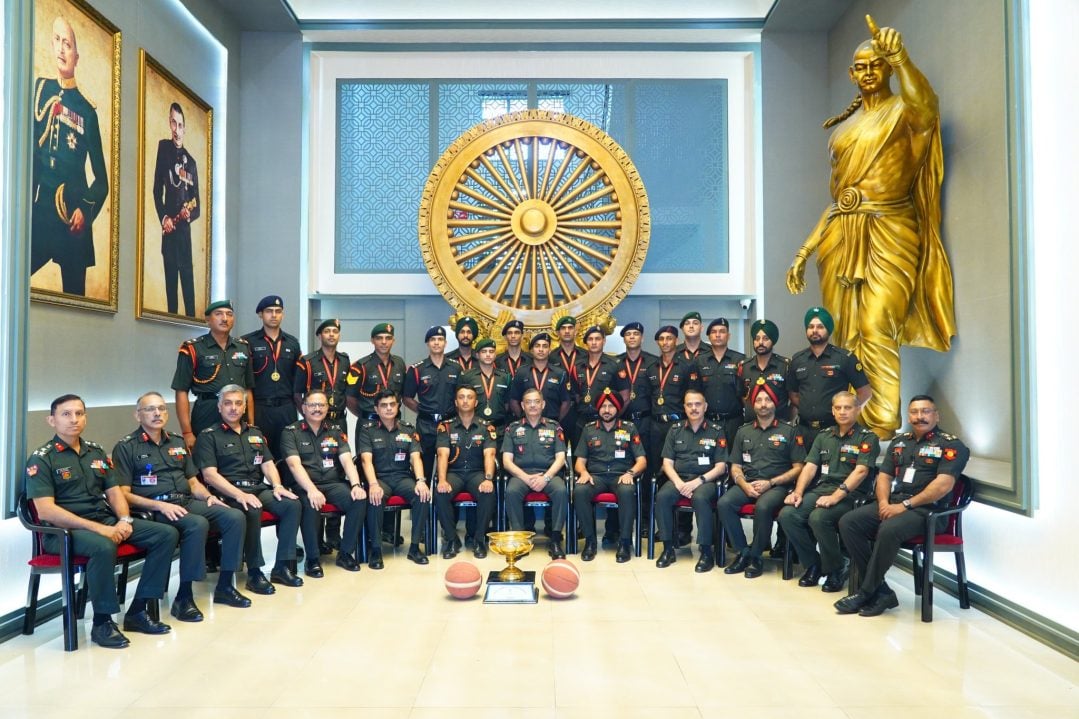 Group Photo of Officers 23