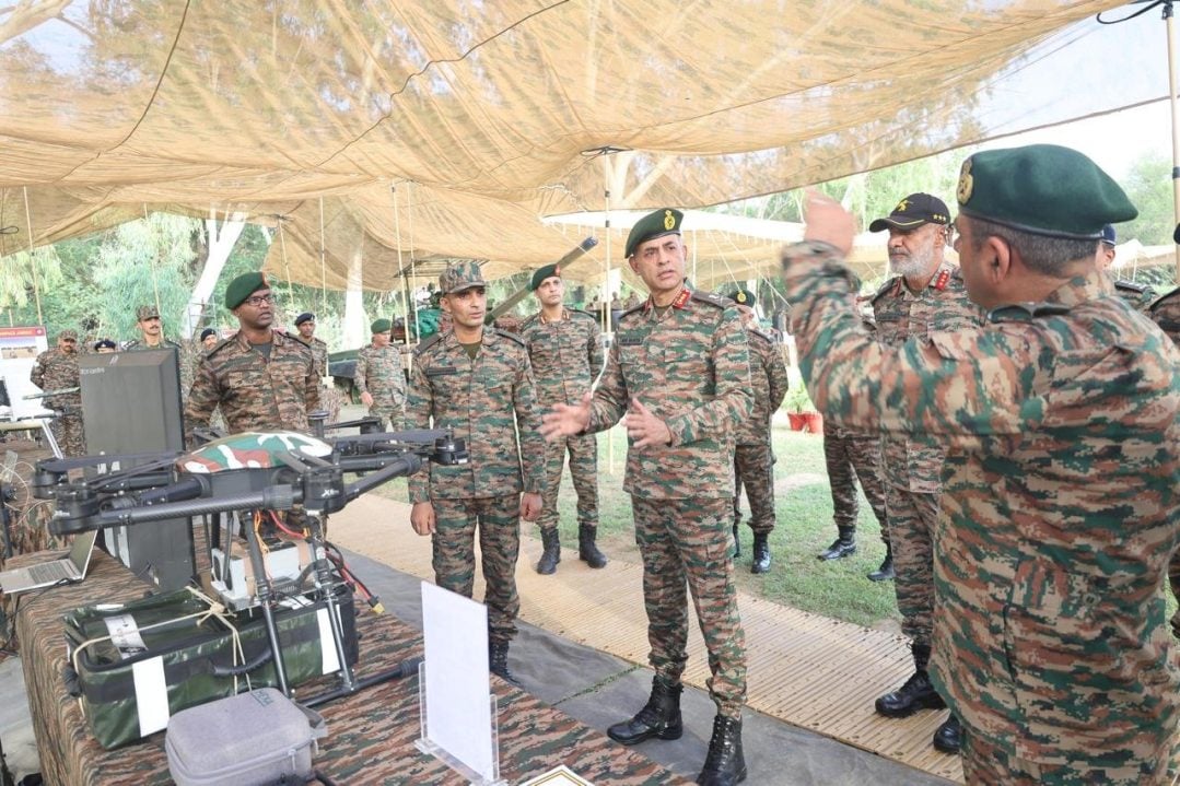 Lt Gen Mohit Malhotra Interacting