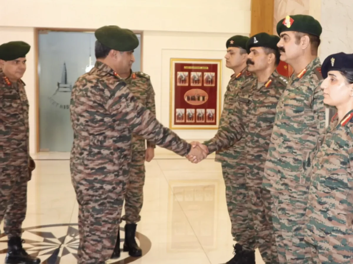 Lt Gen Rajesh Pushkar Shaking Hands