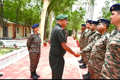 Lt Gen Sumer Ivan DCunha Shaking Hands