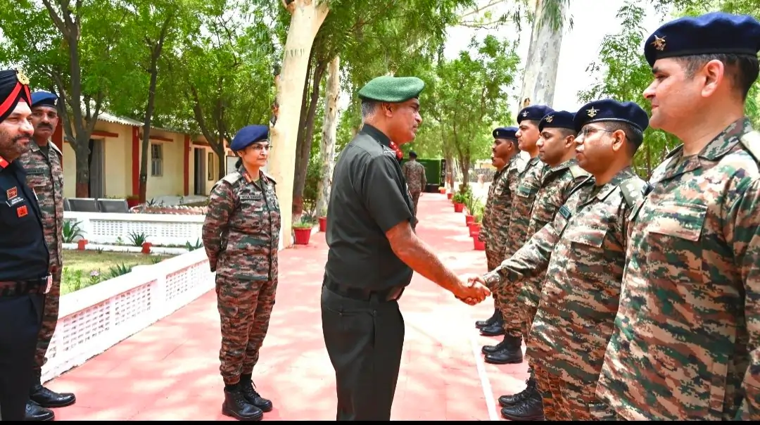 Lt Gen Sumer Ivan DCunha Shaking Hands