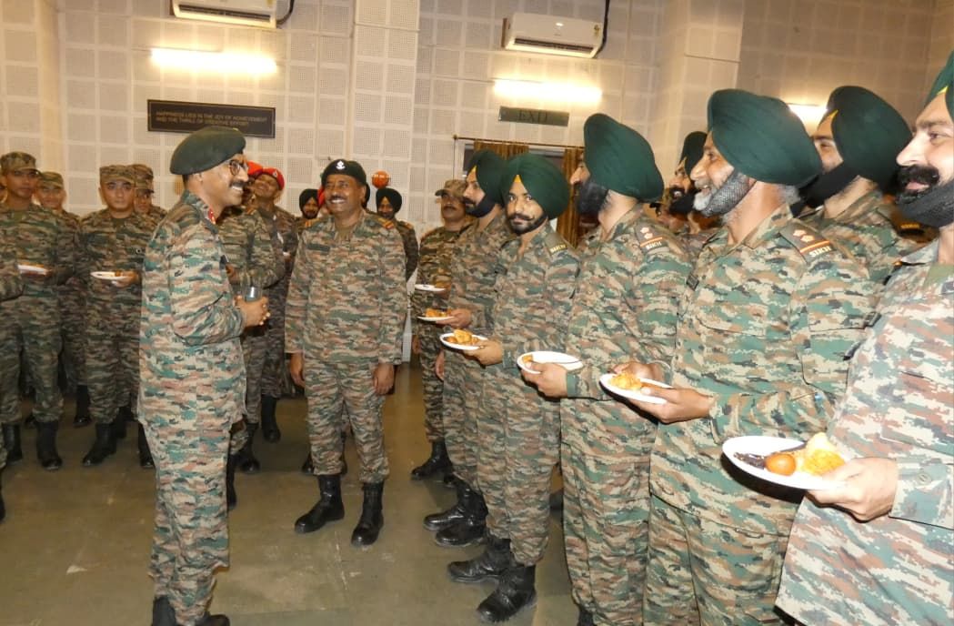 Lt Gen VMB Krishnan Interacting