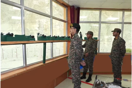 Lt Gen VPS Kaushik Reviewing
