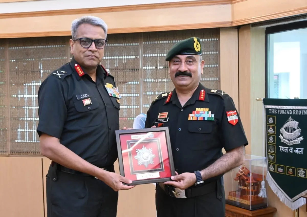 Lt Gen Yash Singh Ahlawat Meets Central Command Chief to Strengthen Operational Synergy