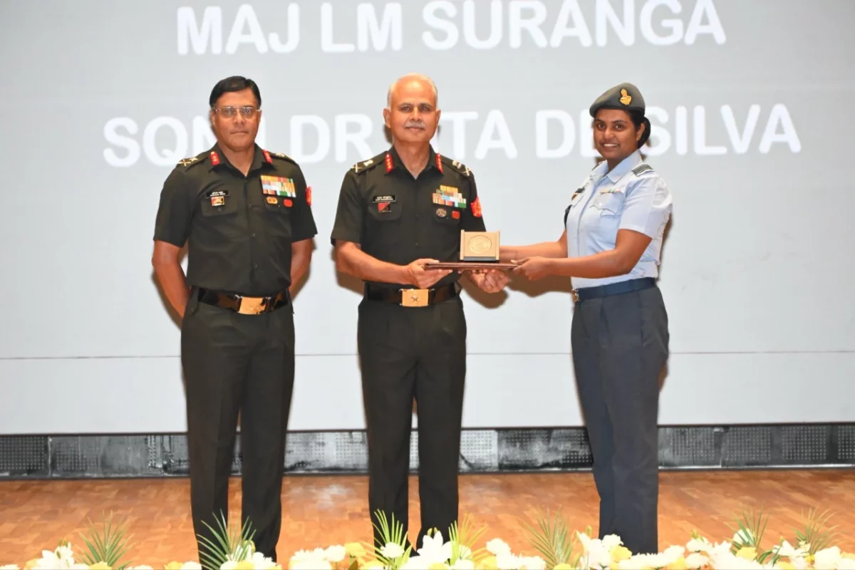 Maj Suranga Getting Award