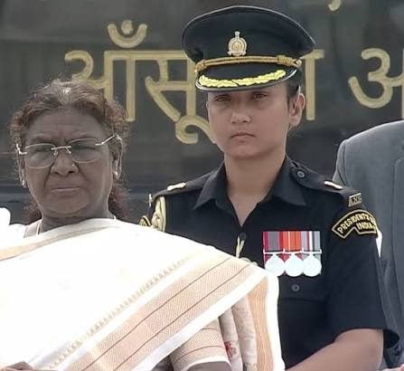 Major Navya Shekhawat 1 1