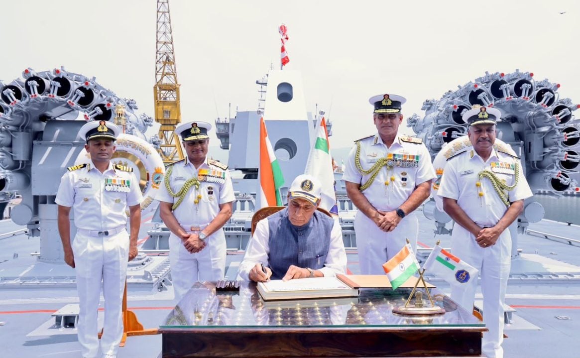 Rajnath Singh Signing