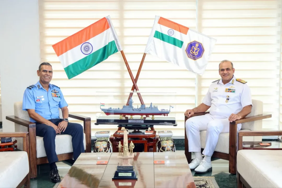 Air Marshal Jasvir Singh Mann and Vice Admiral Sanjay Bhalla