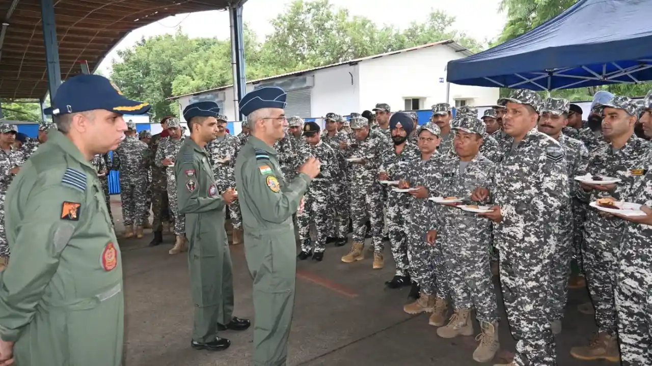 Air Mshl Tarun Chaudhry Interacting 1