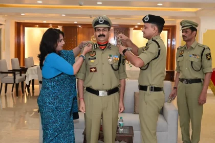 DG BSF Praveen Kumar Confers DIG Rank on Three Commandants at Force Headquarters