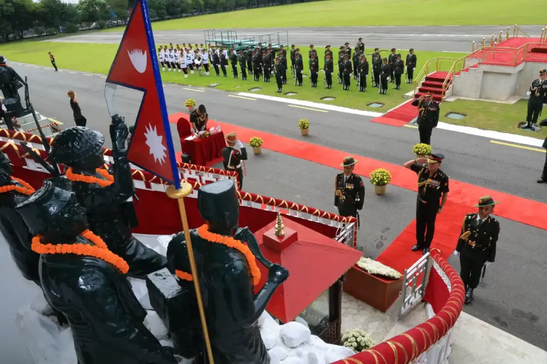 Gen Dhiraj Seth Paying Visit to Memorial