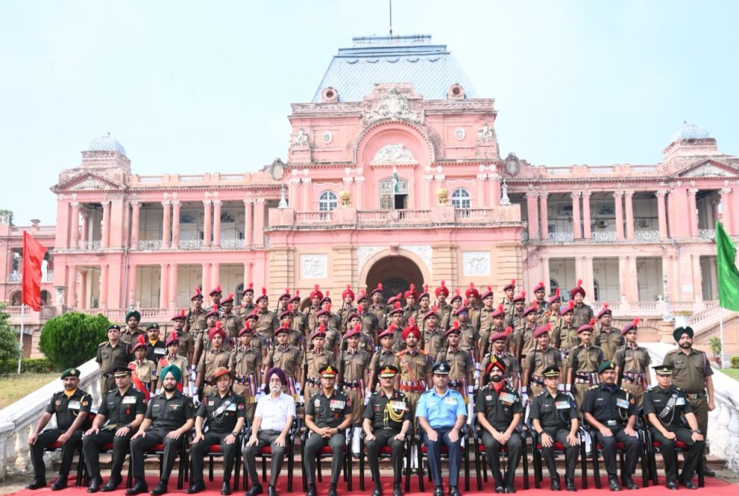 Group Photo of Officers