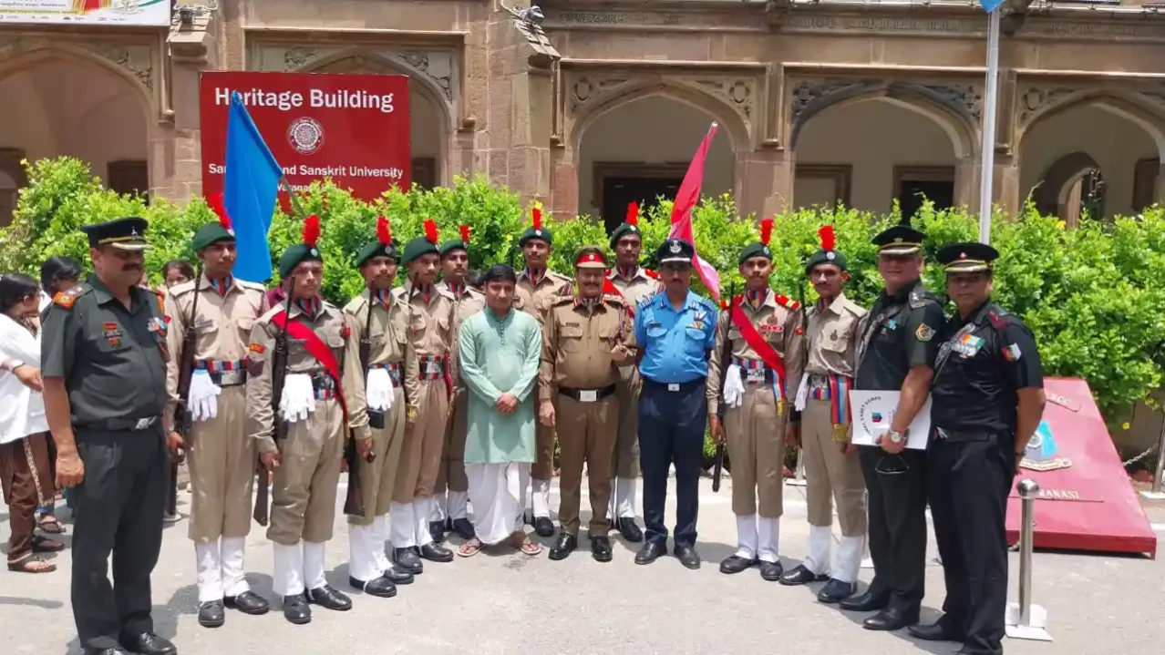 Group Photo of Officers 31