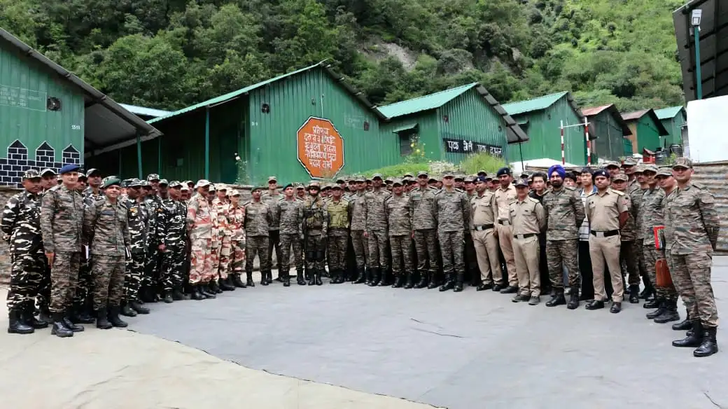 Group Photo of Officers 39