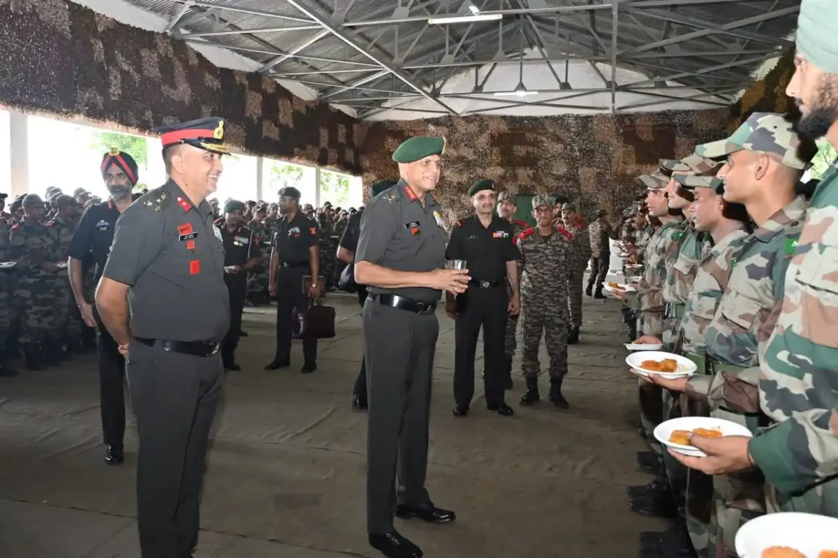 Lt Gen Anindya Sengupta Interacting