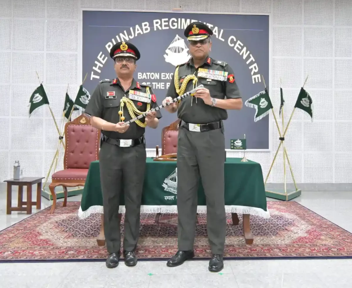 Lt Gen Anindya Sengupta Passing Over the Baton