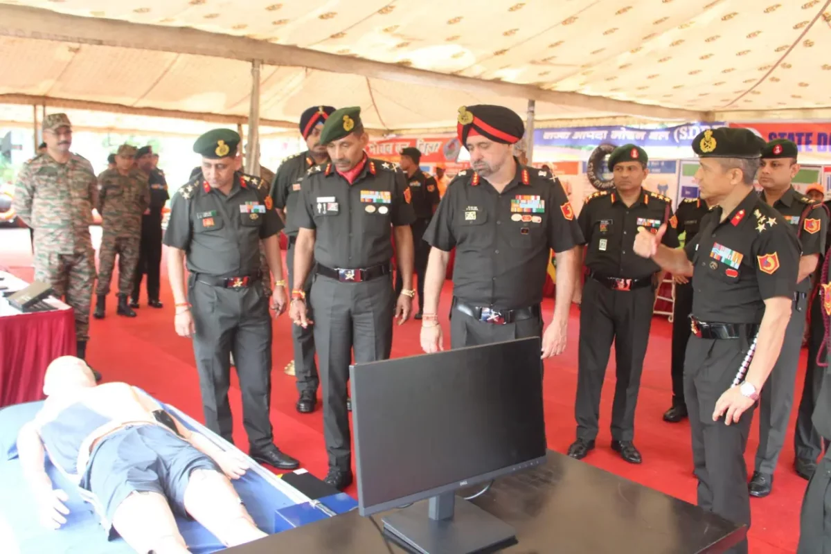 Lt Gen Pawan Chadha Reviewing
