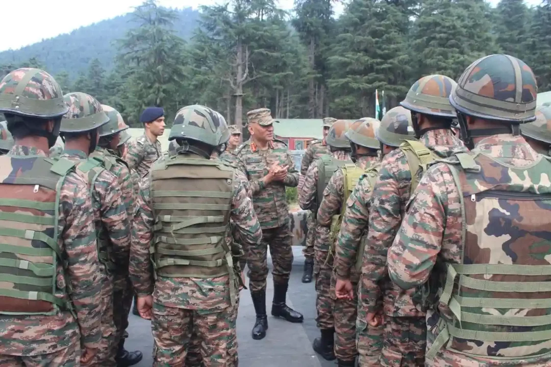 Lt Gen Pratik Sharma Interacting