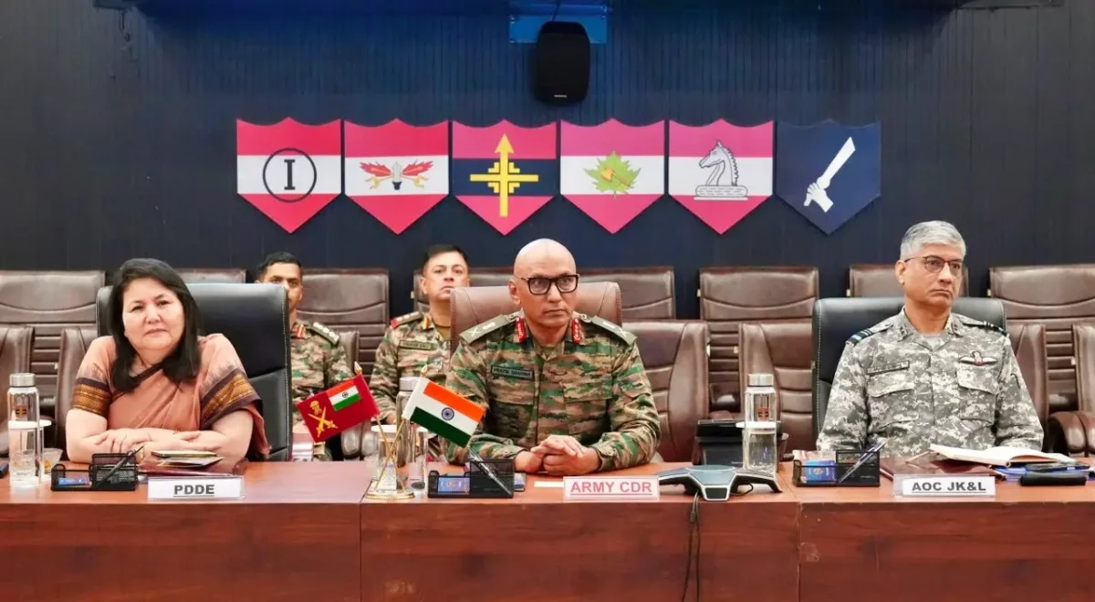 Lt Gen Pratik Sharma with Other Officers