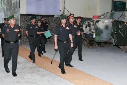 Southern Army Commander Lt Gen Rajesh Pushkar Reviews Projects at 512 Army Base Workshop