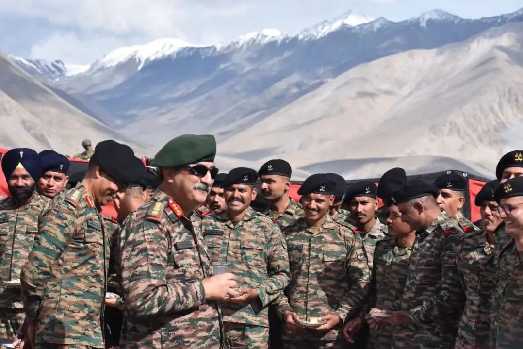 Lt Gen Rajesh Pushkar with Officers