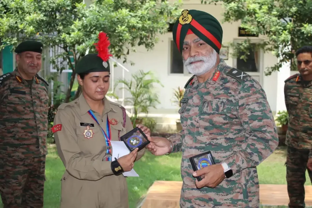 Maj Gen Anupinder Bevli Giving Medal