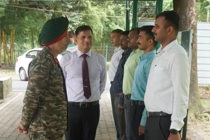 Maj Gen Mandeep Pal Singh Gill Interacting