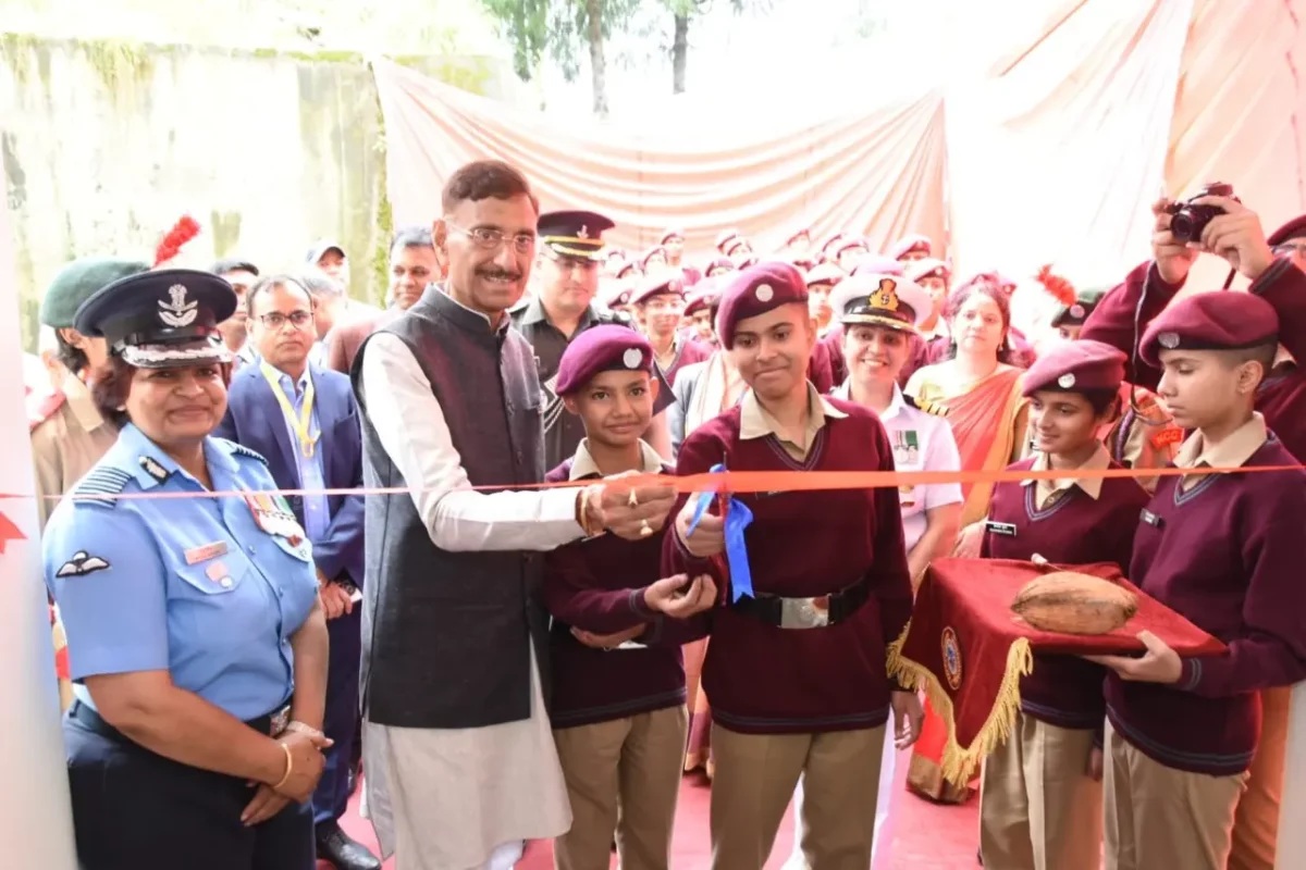 Shri Sanjay Seth with Cadets