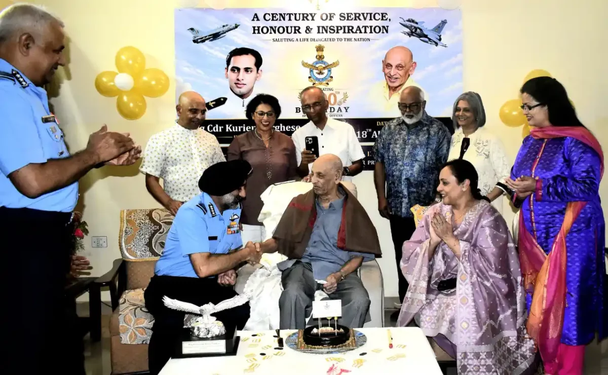 Indian Air Force Celebrates 100th Birthday of Veteran Wing Commander Kurien Verghese, Commissioned on India’s First Republic Day