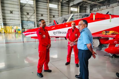 Air Marshal Sandeep Thareja Interacts With Suryakiran Aerobatic Team, Reviews Aviation Medicine and Flight Safety