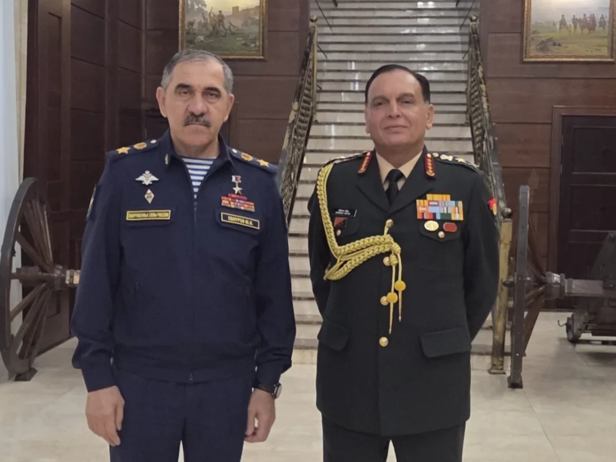 General Dhiraj Seth with General Yevkurov