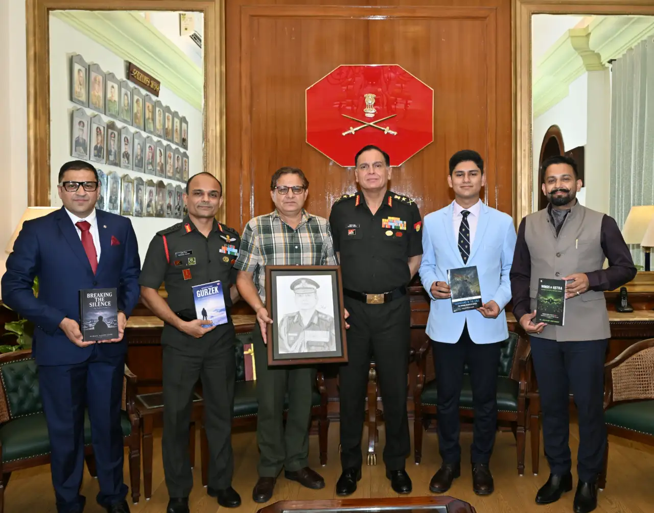 Group Photo with Gen Dhiraj Seth