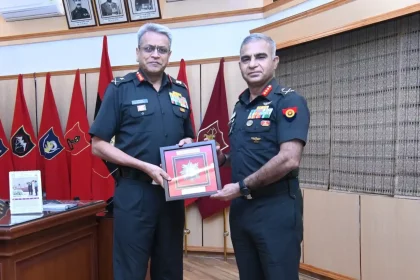 Lt Gen Harsh Chhibber and Lt Gen Sengupta