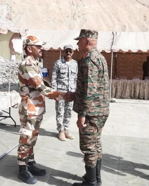 Lt Gen Pratik Sharma Shaking Hands