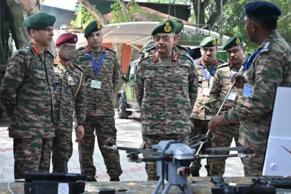 Lt Gen Pushpendra Singh Reviews Operational Readiness of Kharga Corps and Delhi Area