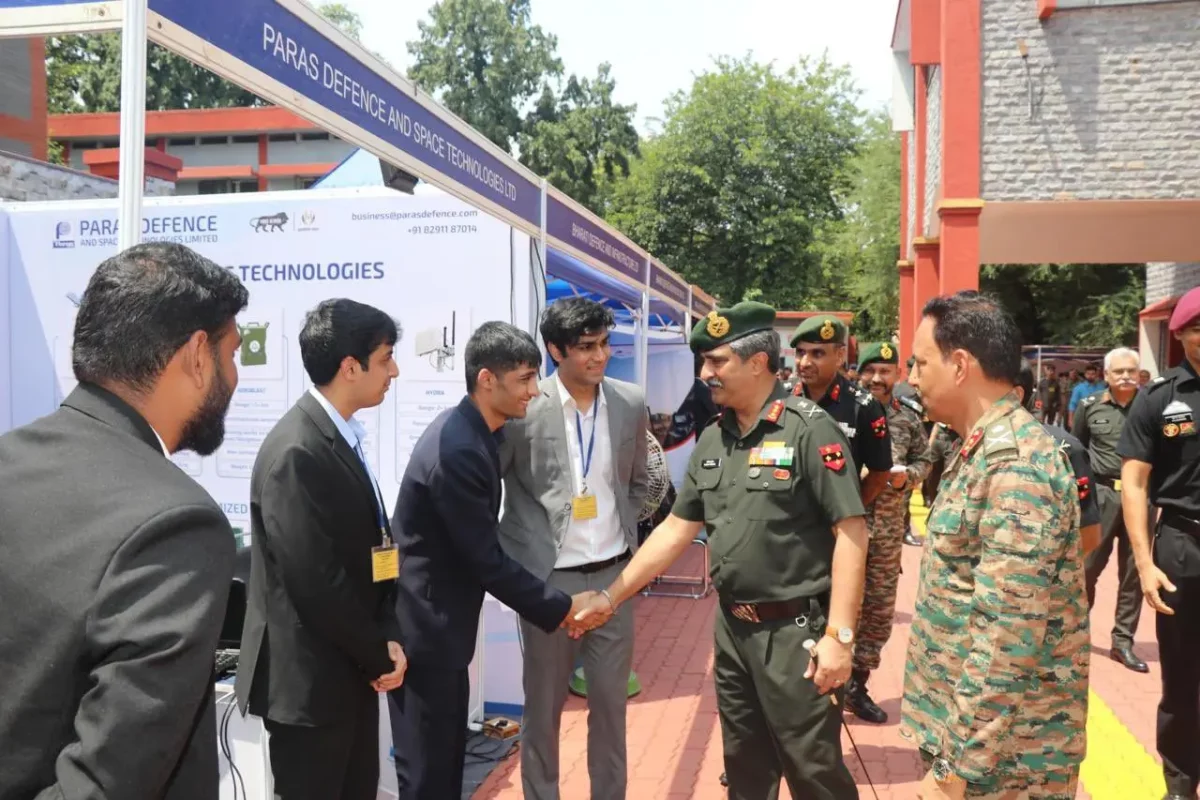 Lt Gen Rajesh Pushkar Shaking Hands