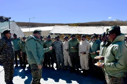 Lt Gen Sengupta Interacting
