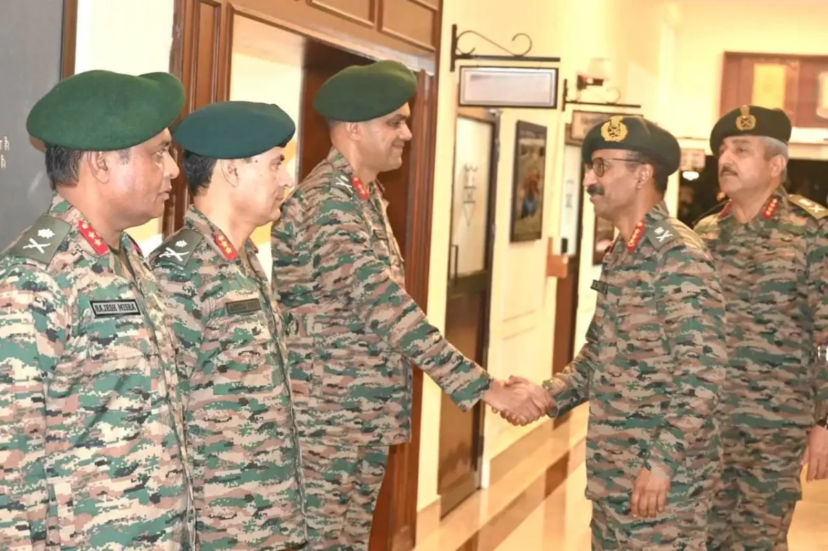 Lt Gen VMB Krishnan Shaking Hands
