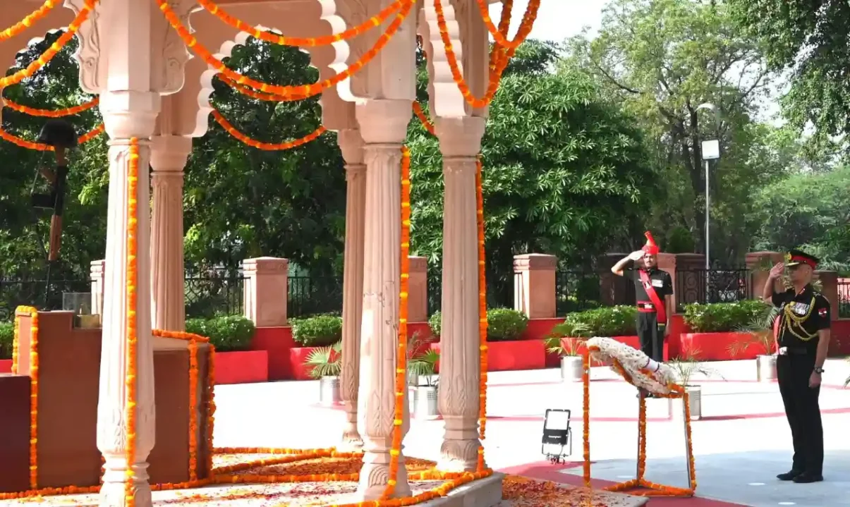 Lt Gen Virk Saluting