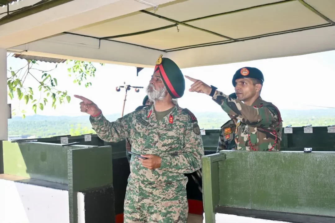 Maj Gen H S Mavi Reviewing